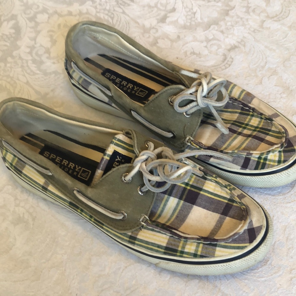 sperry topsider